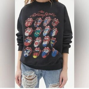 Hollister Women’s Rolling Stones Flag Gray Crew Neck Sweater Sweatshirt Large